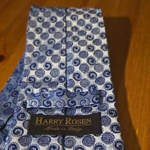 Harry Rosen Elegant Blue Circle Pattern Tie